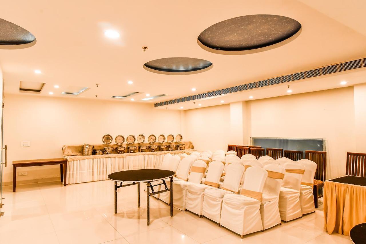 Fabhotel Prime The New Heaven New Delhi Bagian luar foto