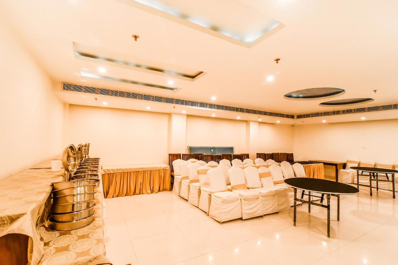 Fabhotel Prime The New Heaven New Delhi Bagian luar foto